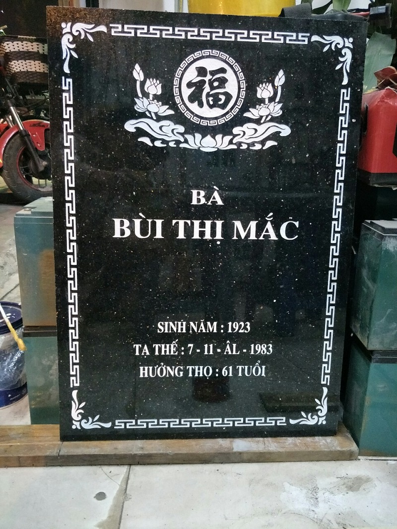 Mẫu bia mộ 2